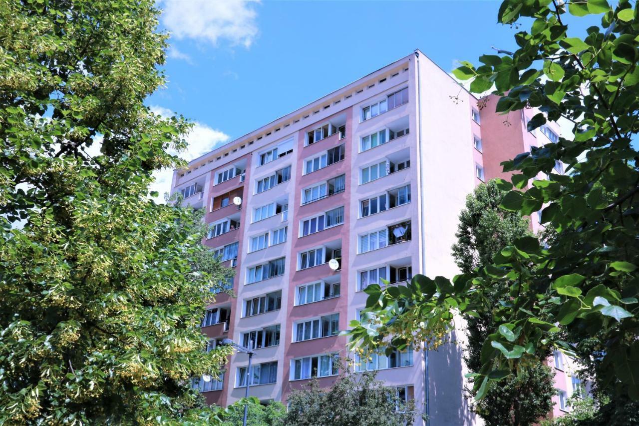 ורשה Cozy And Great Location By Cooee Apartments מראה חיצוני תמונה
