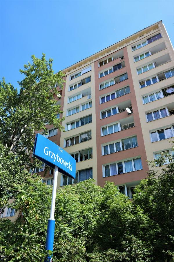 ורשה Cozy And Great Location By Cooee Apartments מראה חיצוני תמונה